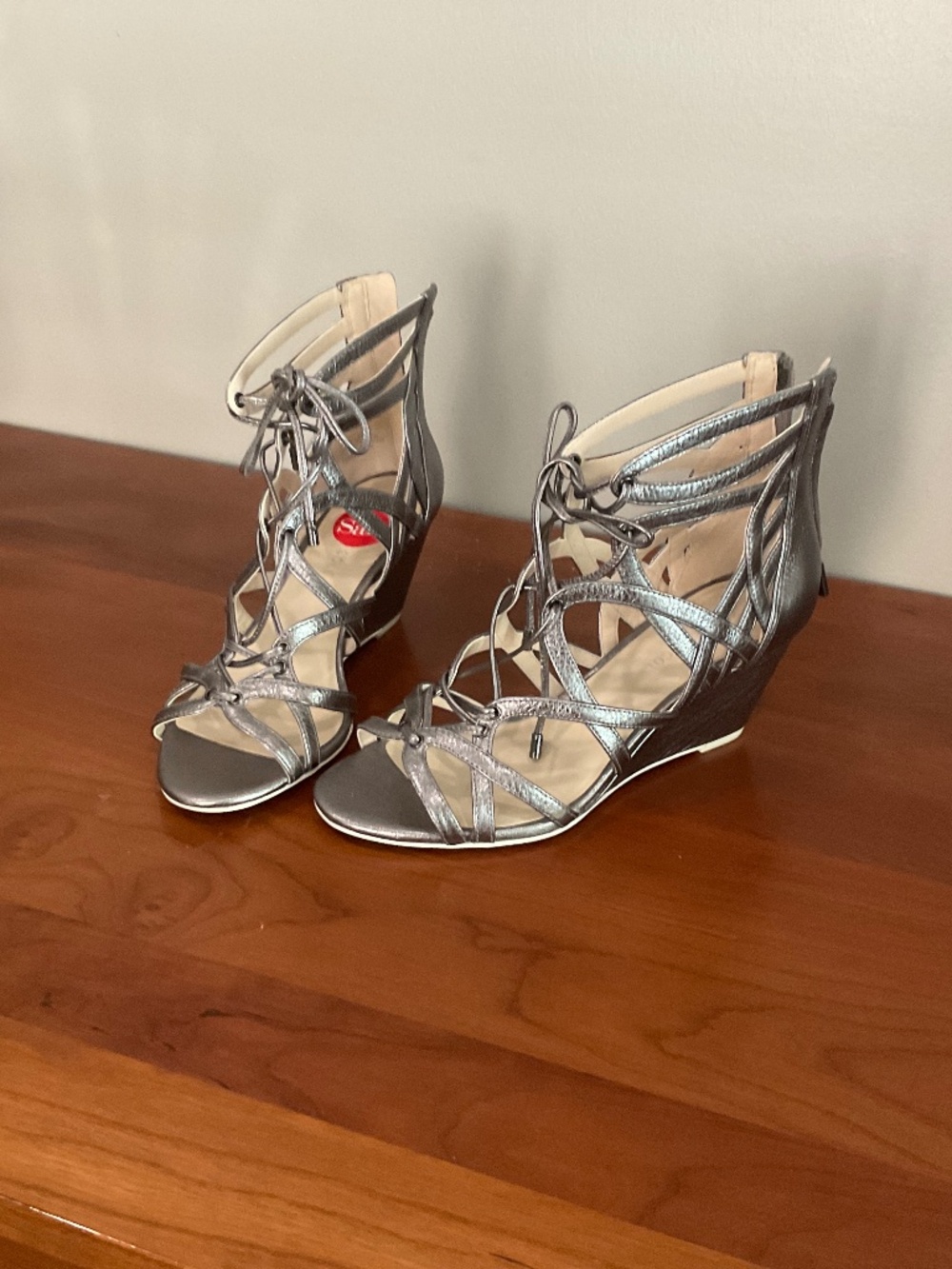 Kenneth Cole Sandals